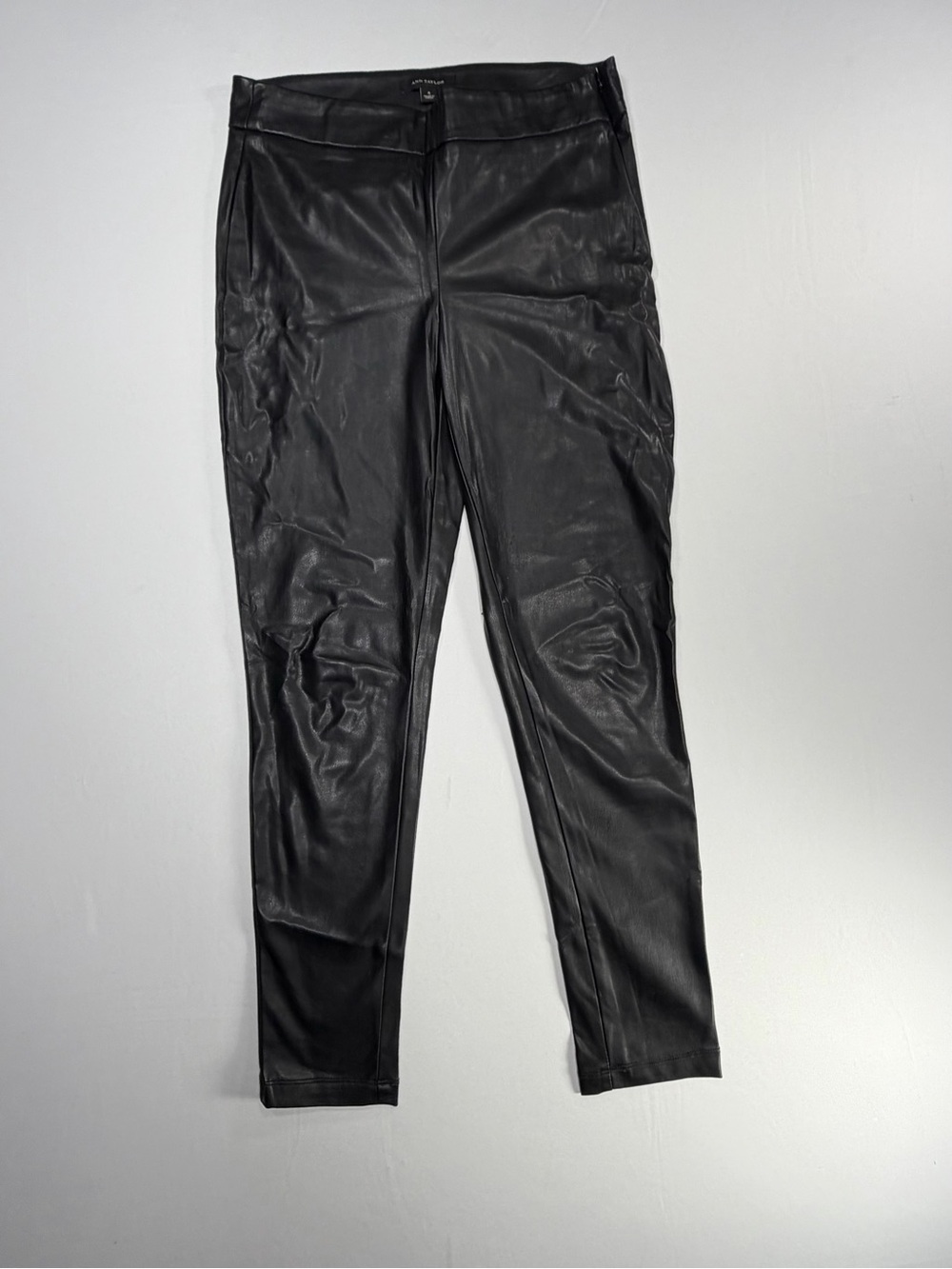 Ann Taylor Pants Black Faux Leather Women’s Size 4 Skinny Edgy Goth